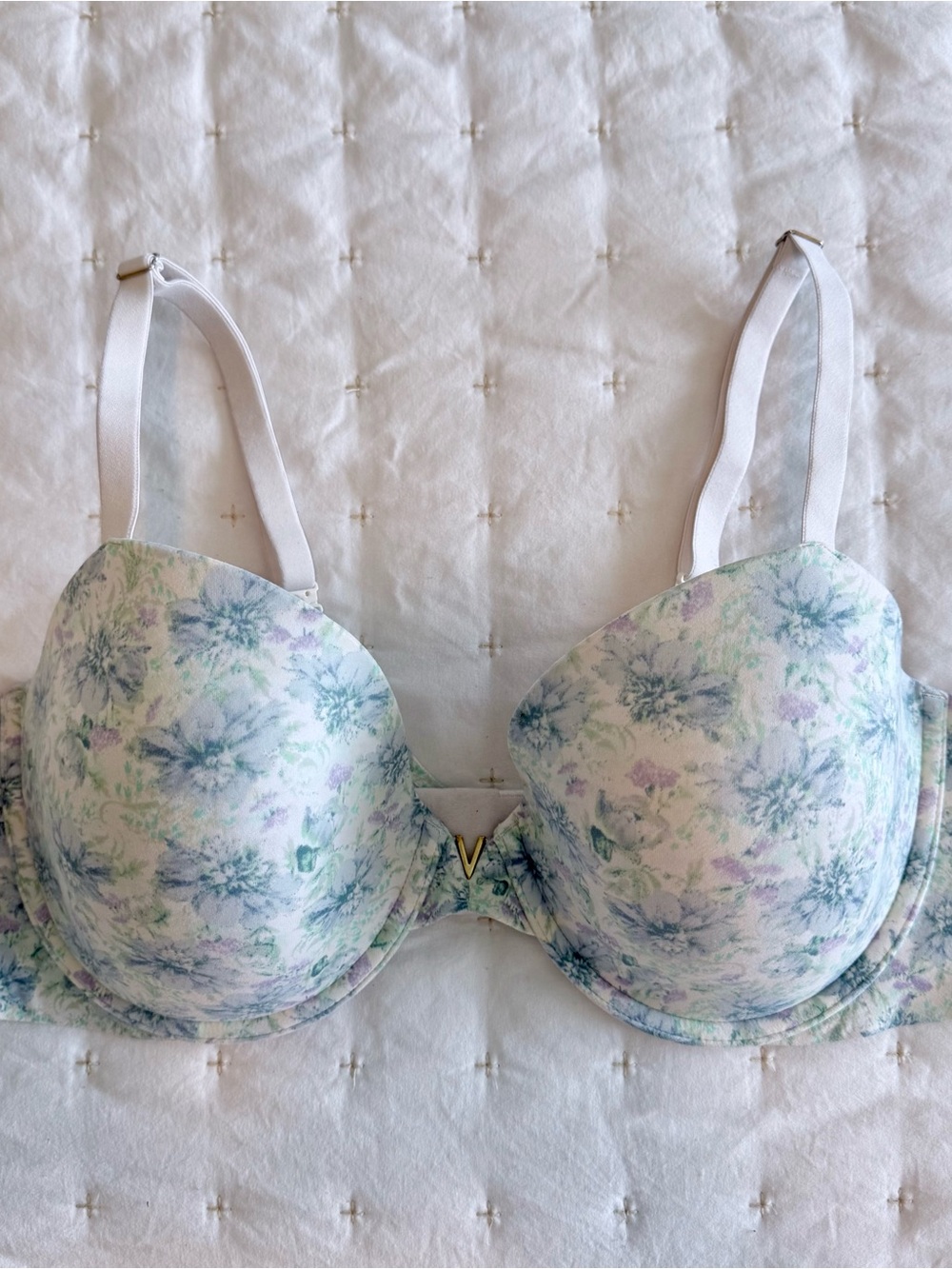 Victoria Secret Women’s Floral T-Shirt Bra - Light Mint, Blue & Lavender
